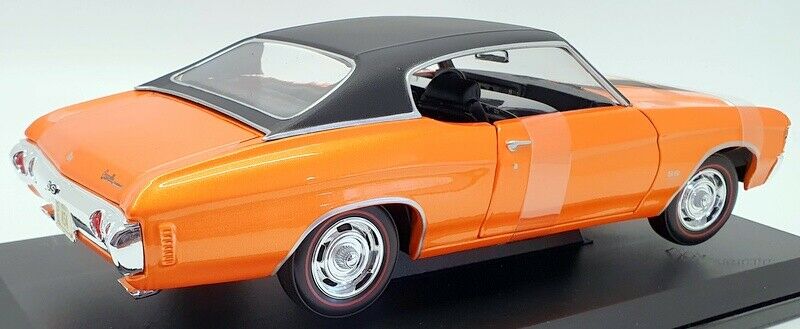 31890 Chevrolet Chevelle SS 454 Año 1971 Escala 1:18 - KATZER