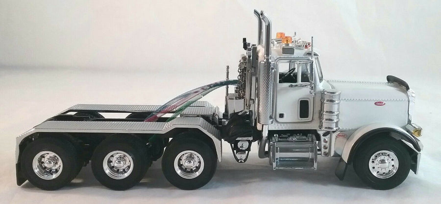 33-2014 Tracto Peterbilt 379 Blanco Escala 1:50 - KATZER