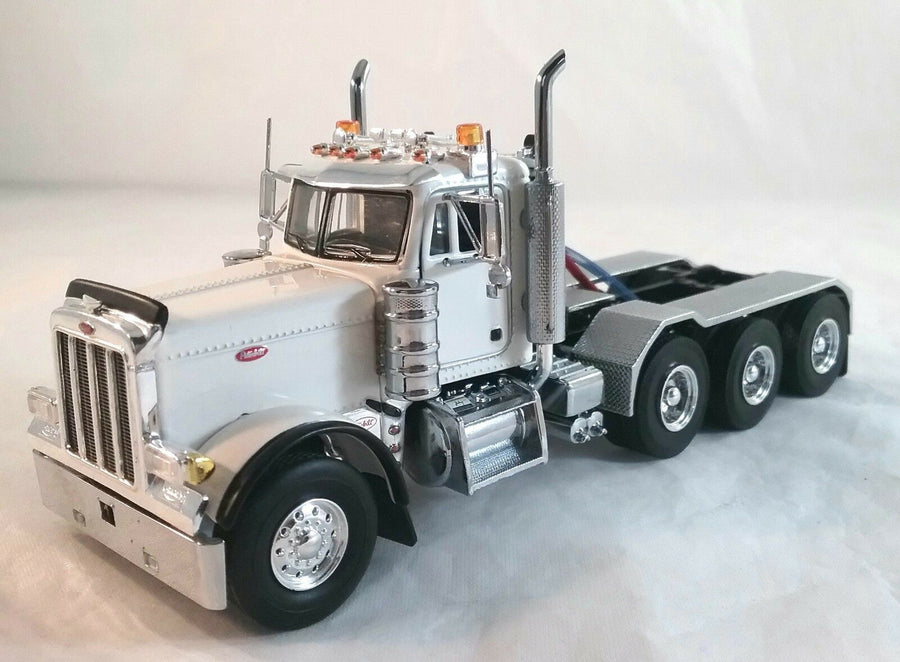 33-2014 Tracto Peterbilt 379 Blanco Escala 1:50 - KATZER