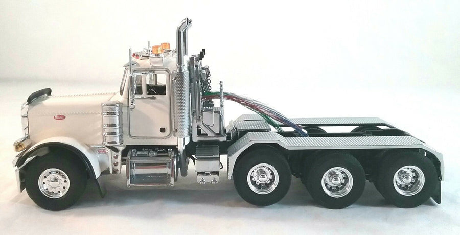 33-2014 Tracto Peterbilt 379 Blanco Escala 1:50 - KATZER