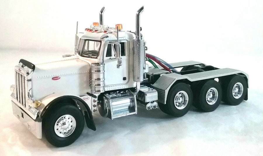 33-2014 Tracto Peterbilt 379 Blanco Escala 1:50 - KATZER