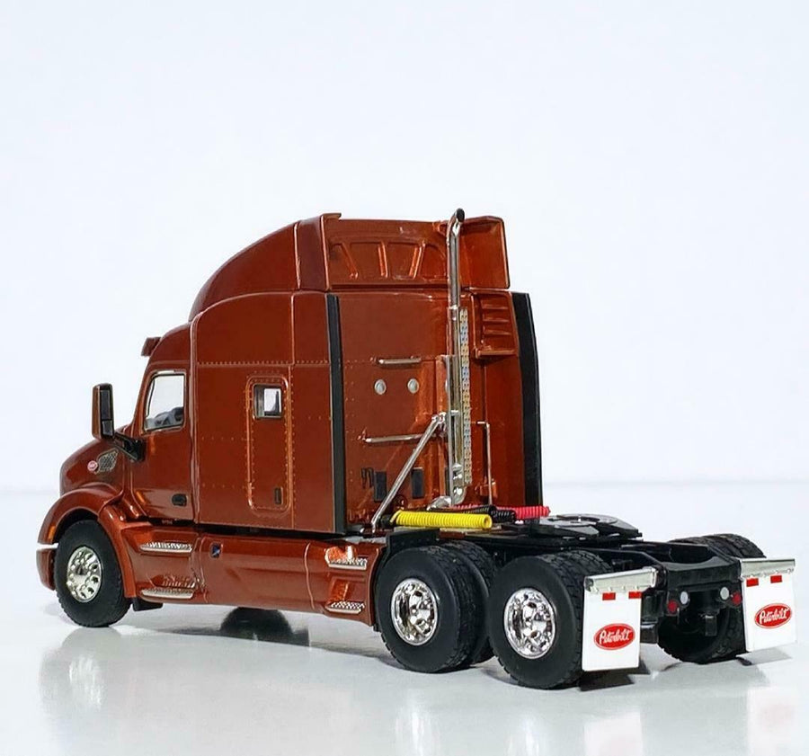 33-2024 Tracto Camión Peterbilt 579 Escala 1:50 - KATZER