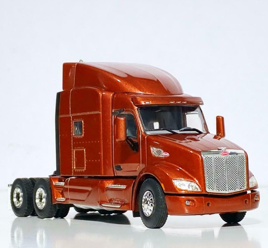 33-2024 Tracto Camión Peterbilt 579 Escala 1:50 - KATZER