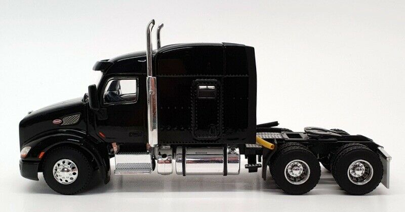 33-2026 Tracto Peterbilt 579 Negro Escala 1:50 - KATZER