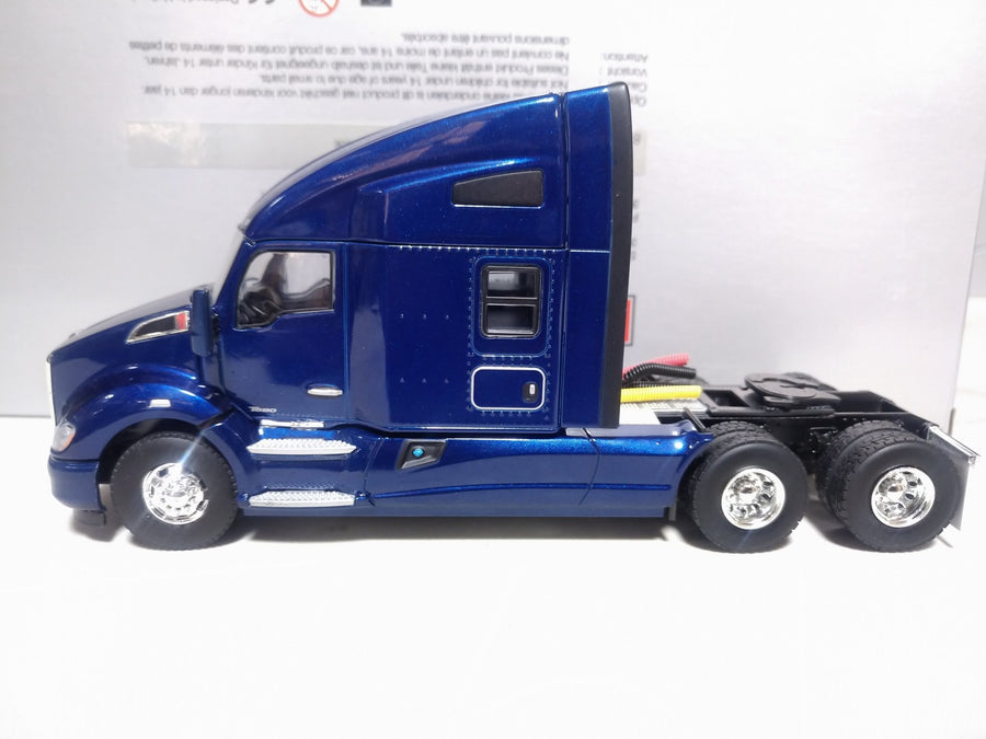 33-2027 Tracto Kenworth T680 Azul Escala 1:50 - KATZER