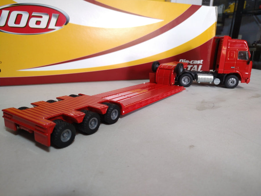 332X Cama Baja Volvo FH16 Globetrotter Escala 1:50 (Modelo Descontinuado) - KATZER