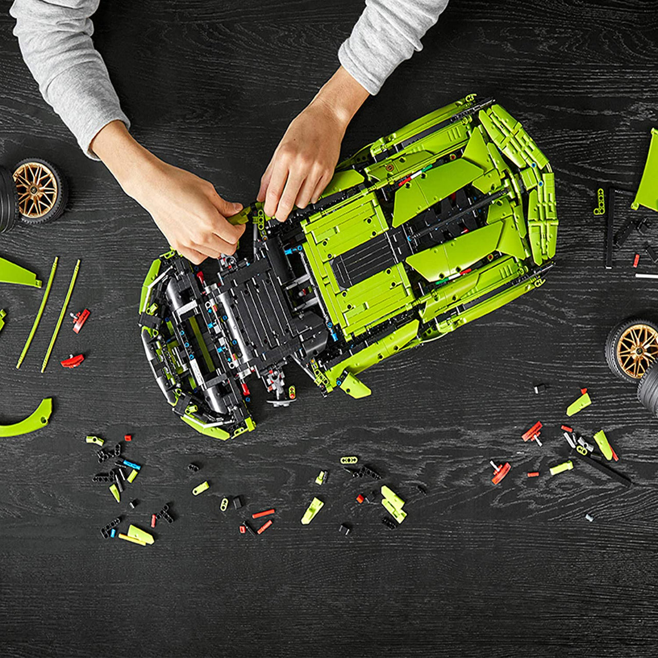 42115 Lego Technic Lamborghini Sián FKP 37 (3.696 Piezas) - KATZER