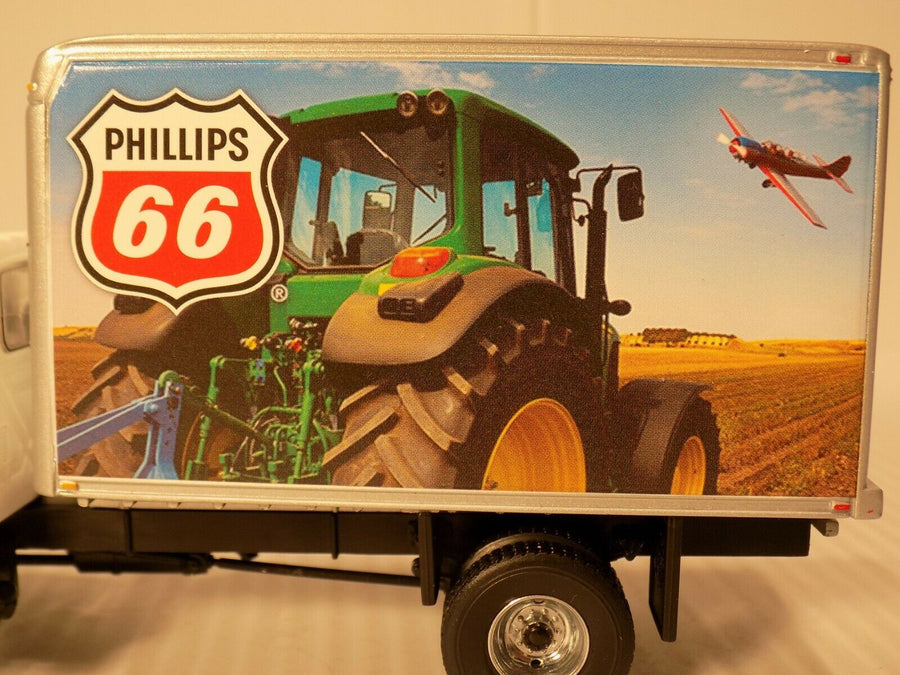 50-3275 Camión de Reparto International Phillips 66 Escala 1:50 - KATZER