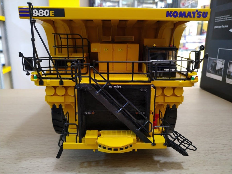 Camión Minero Komatsu 980E-AT Escala 1:50