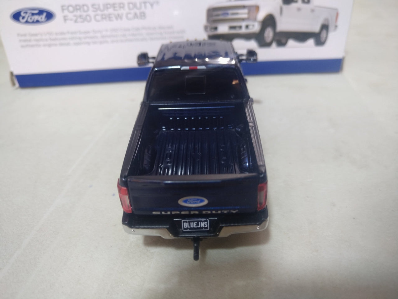 Ford Super Duty F-250 Pickup 1:50 Scale (Discontinued Model)