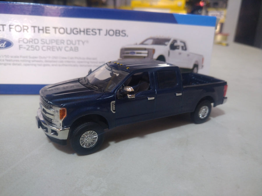 Camioneta Ford Super Duty F-250 Escala 1:50 (Modelo Descontinuado)