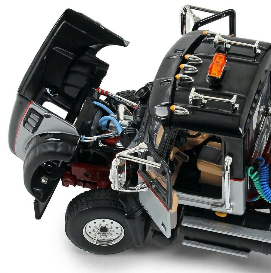 Trailer Mack Granite MP Day Cab Escala 1:50