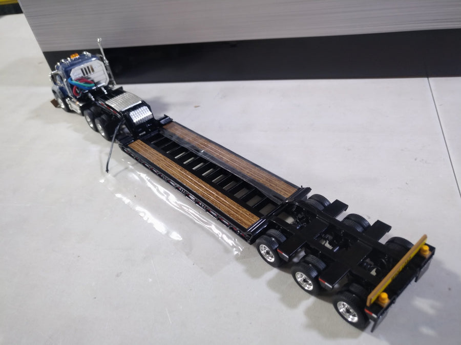 Cama Baja Mack Granite MP Day Cab Azul Escala 1:50