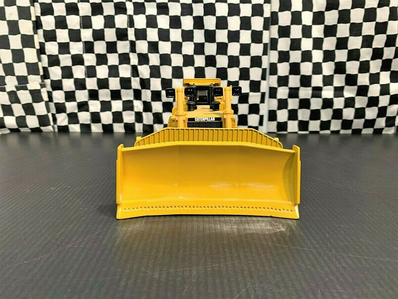 Tractor De Orugas  D11R Escala 1:50