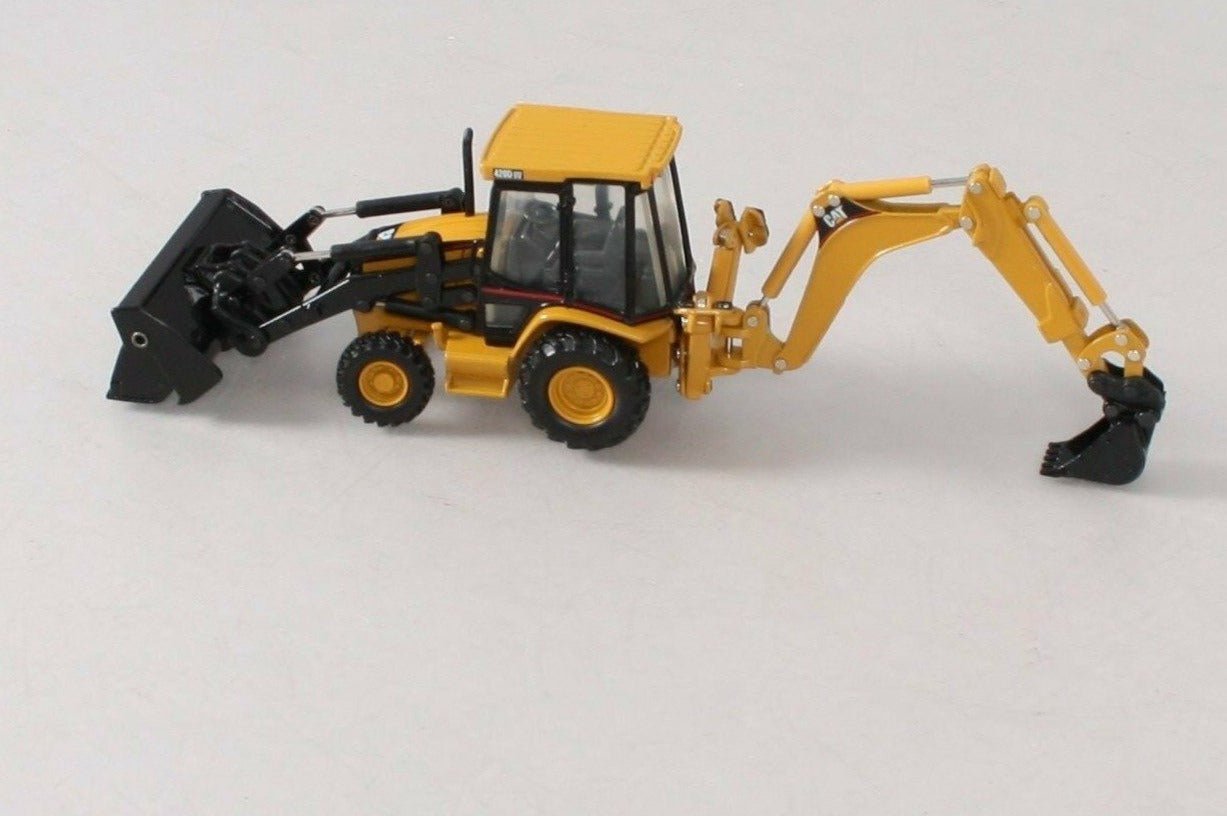 Retroexcavadora  420D IT Escala 1:50 (Modelo Descontinuado)