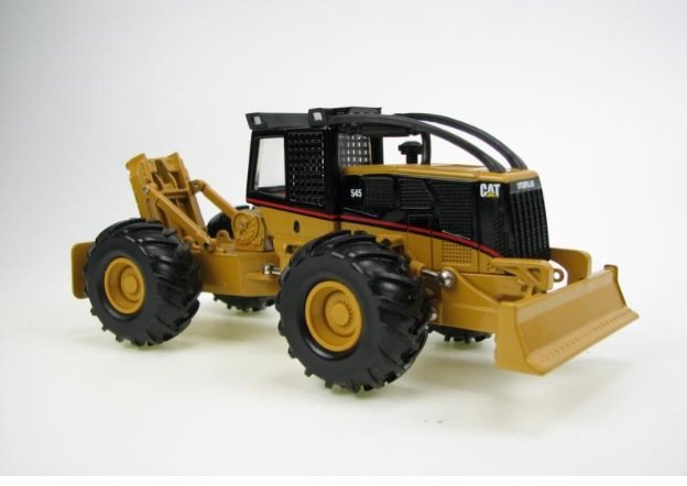 Tractor Forestal  545 Escala 1:50 (Modelo Descontinuado)