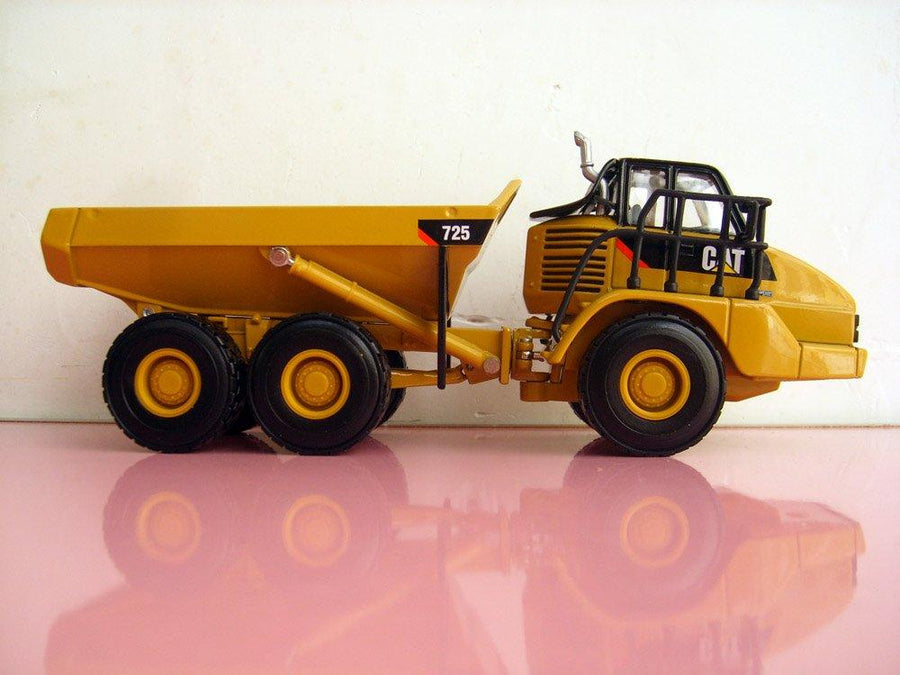 55073 Camión Articulado Cat 725 Escala 1:50