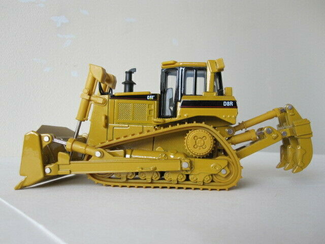 Tractor De Orugas  D8R Escala 1:50