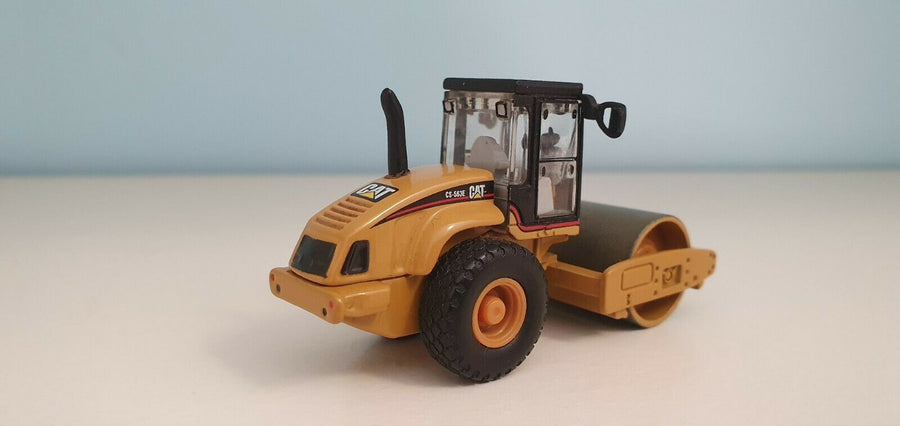Rodillo Compactador  CP-563E Escala 1:87 (Modelo Descontinuado)