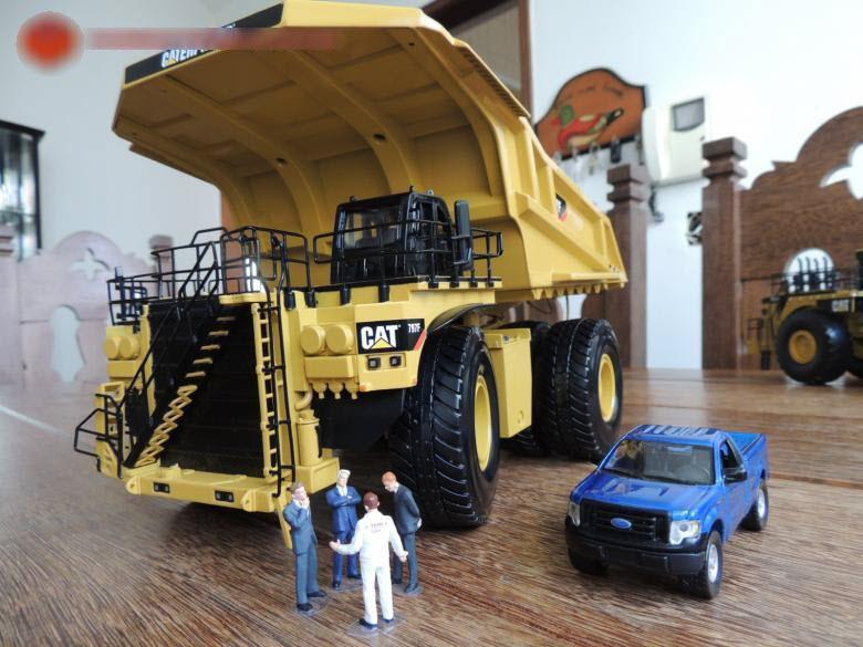 55206 Camión Minero Cat 797F Escala 1:50