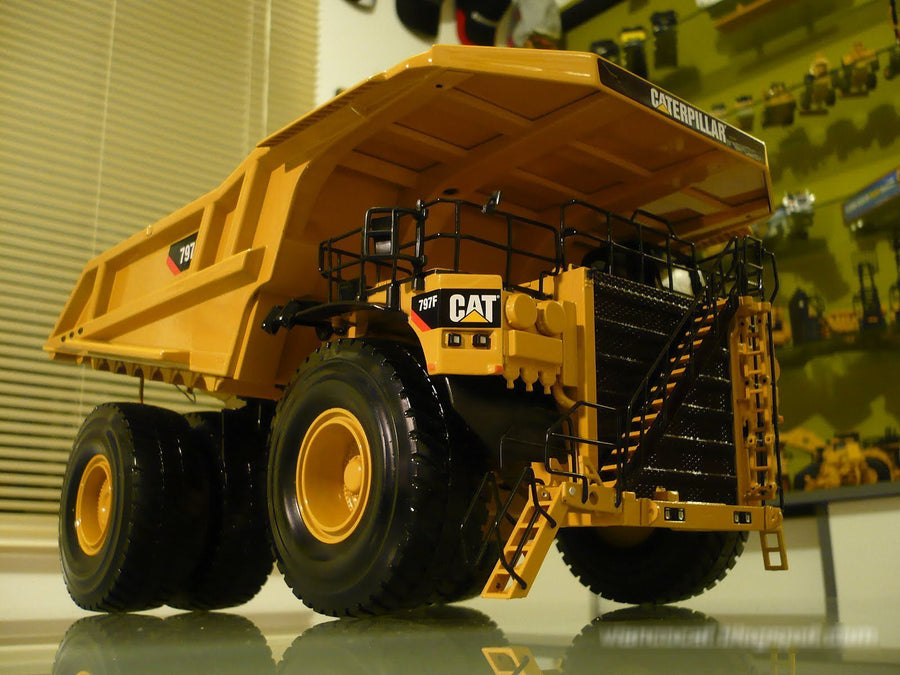 55206 Camión Minero Cat 797F Escala 1:50