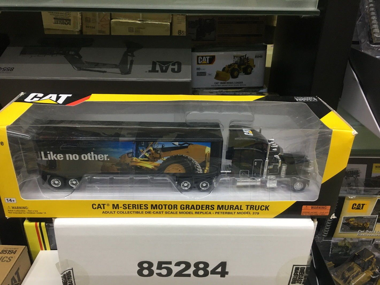 55225 1:50 Tracto Peterbilt Modelo 379 Trailer & Camabaja