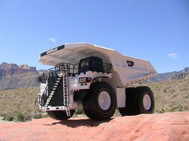 855243 Camión Minero Cat 797F Escala 1:50