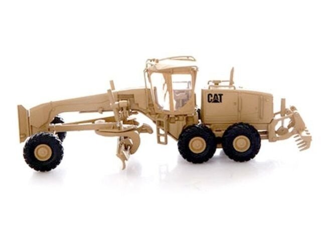 120M Military Motor Grader 1:50 Scale (Discontinued Model)