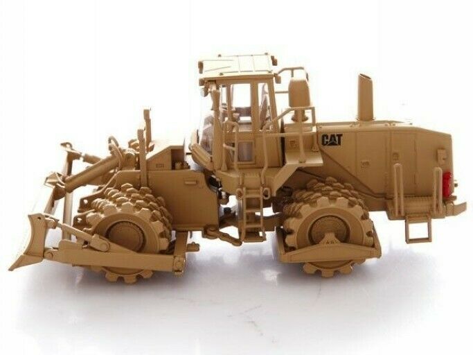 Tractor De Orugas 815F  Escala 1:50  (Modelo Descontinuado)