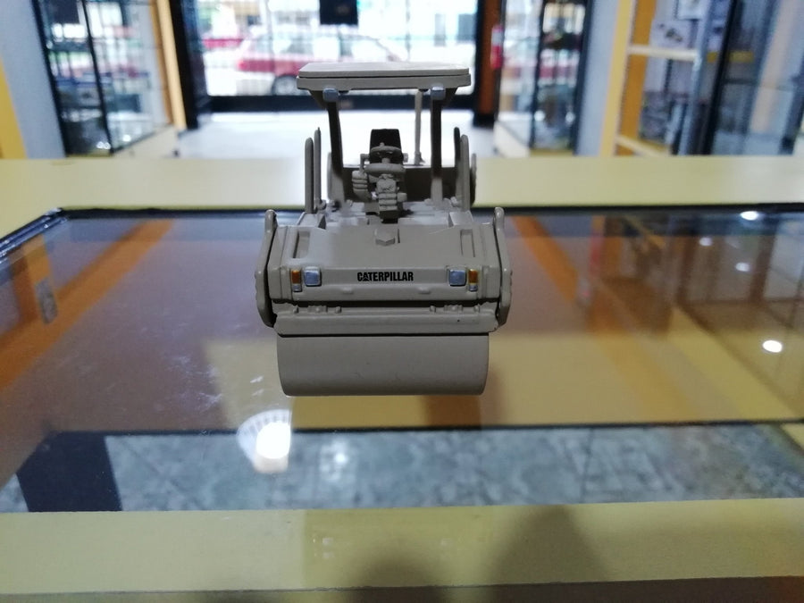 55255 Rodillo Compactador Militar Cat Cb-534D Escala 1:50