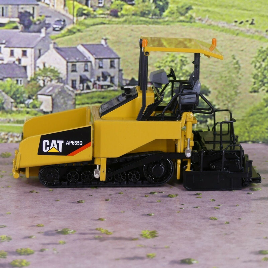 855258 Asfaltadora Cat Ap655D Escala 1:50 Asfaltador