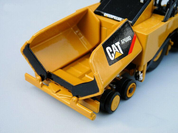855260 Asfaltadora Cat Ap600D Escala 1:50 Asfaltador