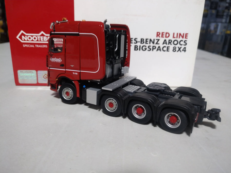 Tracto Nooteboom Mercedes Benz Arocs SLT Bigspace 8X4 Escala 1:50 (Edición Limitada) Modelo Descontinuado