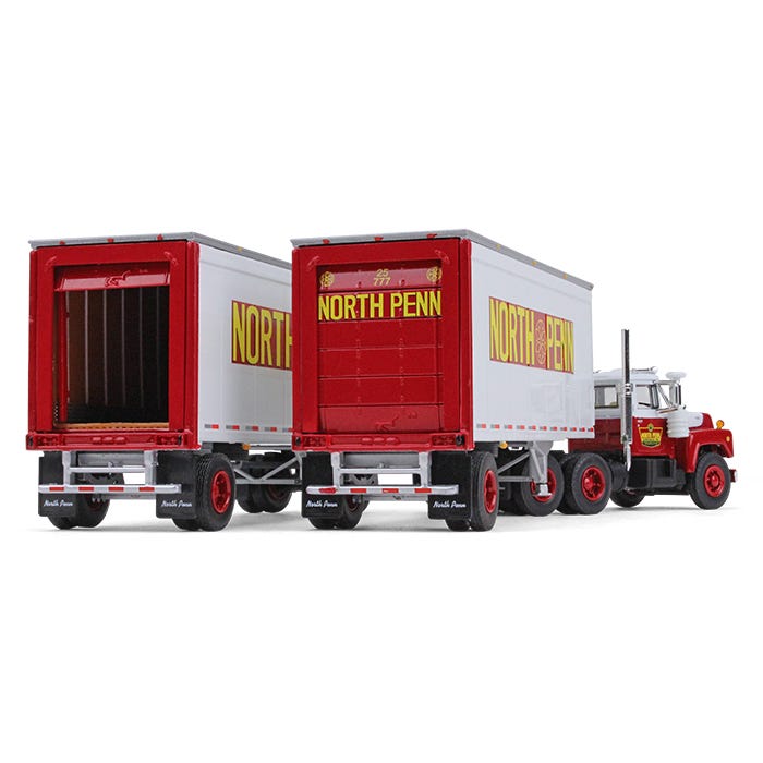 Traíler Mack R-Model 28' North Penn Transfer Escala 1:64 (Modelo Descontinuado)