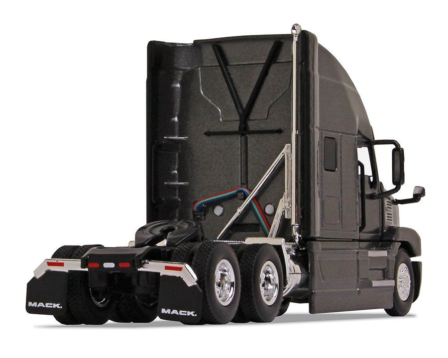 Tracto Mack Anthem Sleeper Cab Escala 1:64 (Modelo Descontinuado)