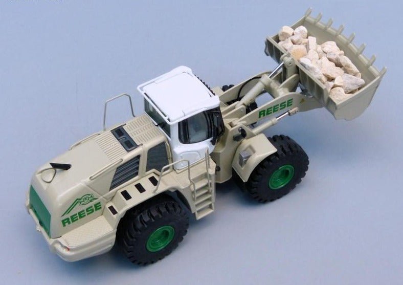 Cargador De Ruedas Liebherr L586 Escala 1:50 (Modelo Descontinuado)