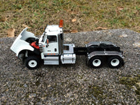 Thumbnail for Tracto Camión Tandem International HX520 Escala 1:50