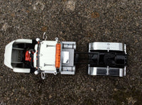 Thumbnail for Tracto Camión Tandem International HX520 Escala 1:50