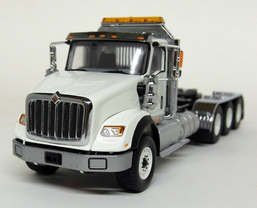 Tracto Camión International HX620 Escala 1:50