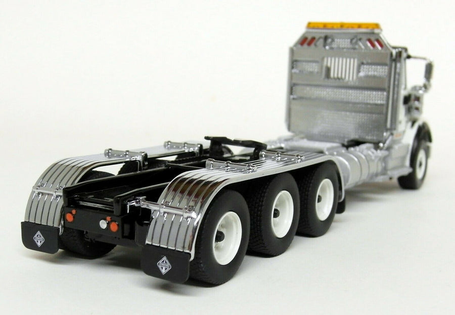 Tracto Camión International HX620 Escala 1:50