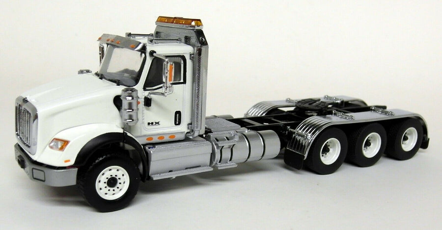 Tracto Camión International HX620 Escala 1:50