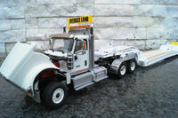 Thumbnail for Cama Baja HX520 XL 120 International Blanco Escala 1:50 (Modelo Descontinuado)