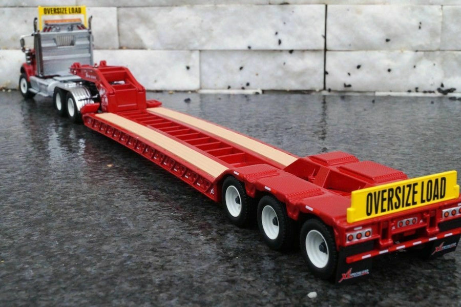 Cama Baja International HX520 XL 120 Rojo Escala 1:50 (Modelo Descontinuado)