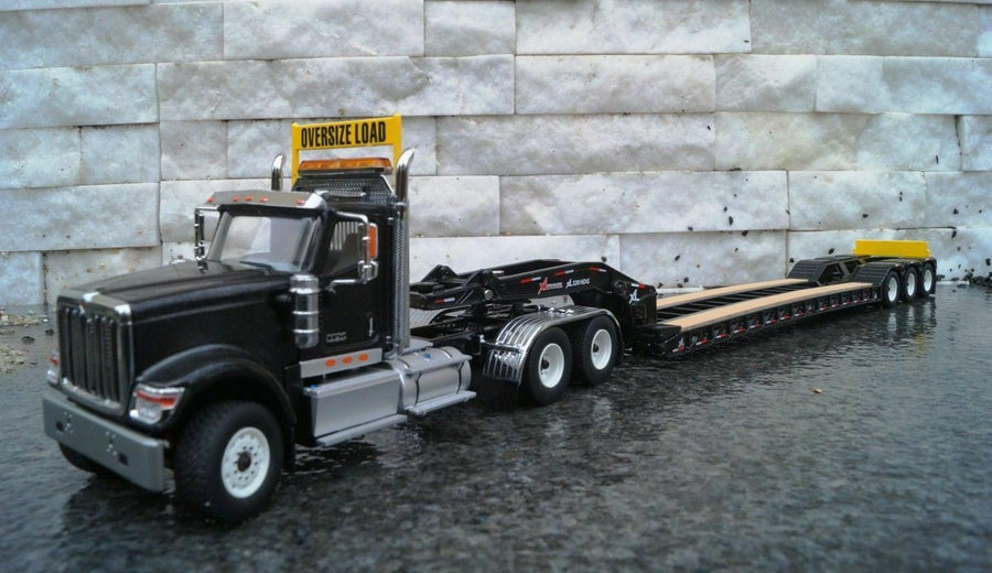 Cama Baja HX520 XL 120 International Negro Escala 1:50 (Modelo Descontinuado)