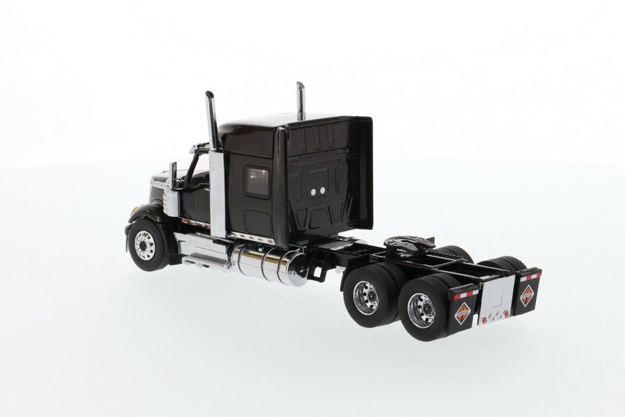 Tracto Camión LoneStar Sleeper International Escala 1:50