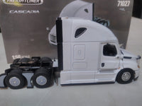 Thumbnail for Tracto Camión Freightliner New Cascadia Escala 1:50 (Modelo Descontinuado)