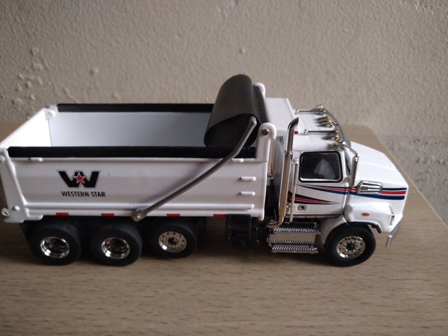 Volquete Western Star 4700 Escala 1:50 (Modelo Descontinuado)