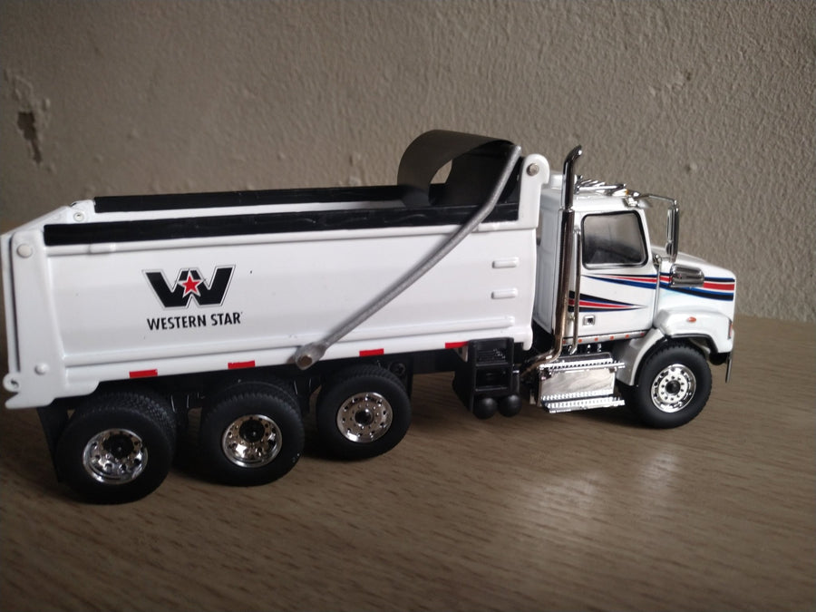 Volquete Western Star 4700 Escala 1:50 (Modelo Descontinuado)