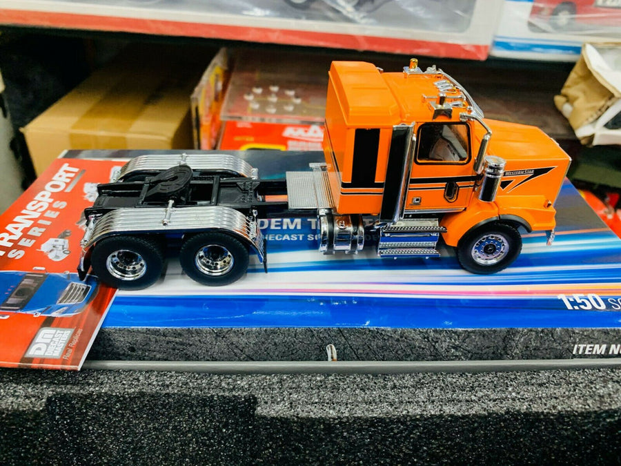 Tracto Camión Western Star 4900 SB Escala 1:50