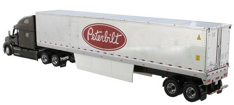Tráiler Peterbilt 579 UltraLoft Escala 1:50